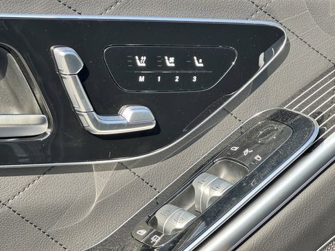 Used 2024 Mercedes-Benz S 580 4MATIC Sedan image 20