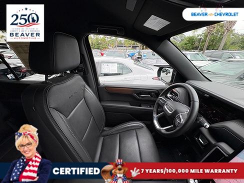 Used 2025 GMC Yukon Denali AWD/4WD image 26
