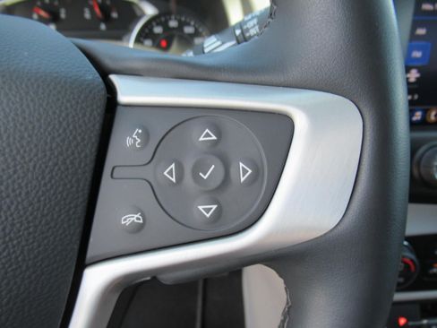 Used 2023 GMC Terrain SLT FWD image 25