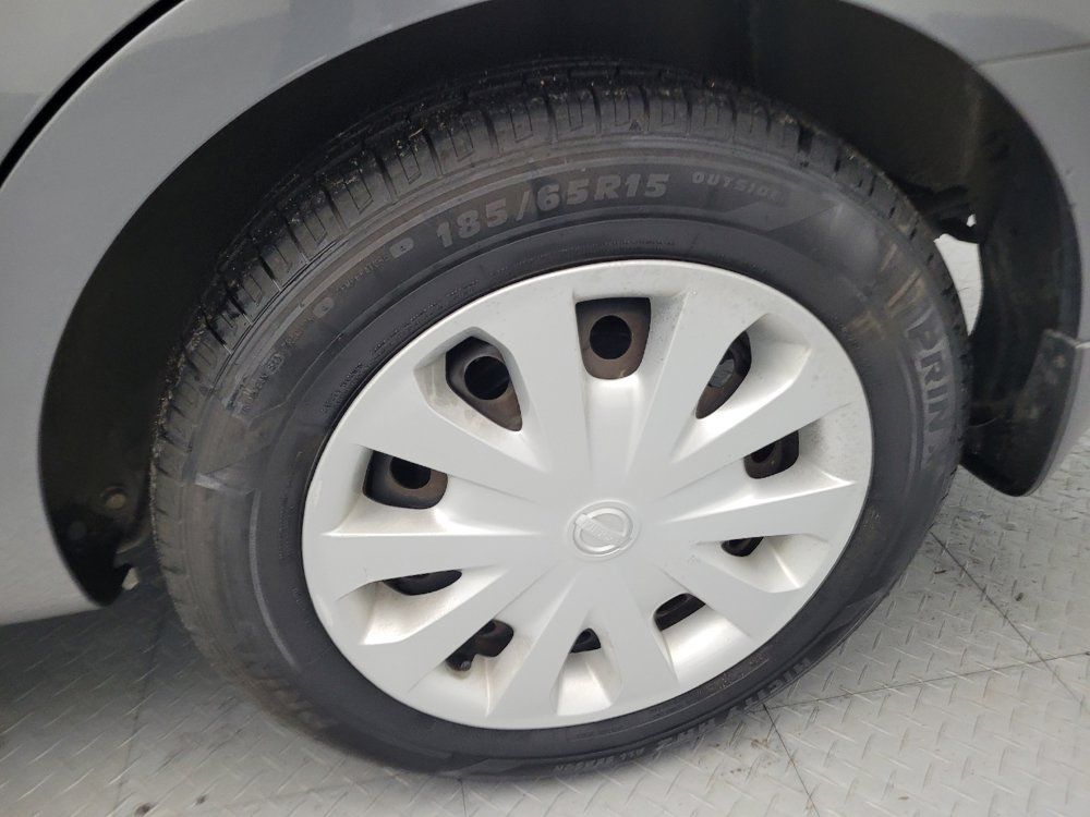 Used 2019 Nissan Versa S Plus FWD image 31