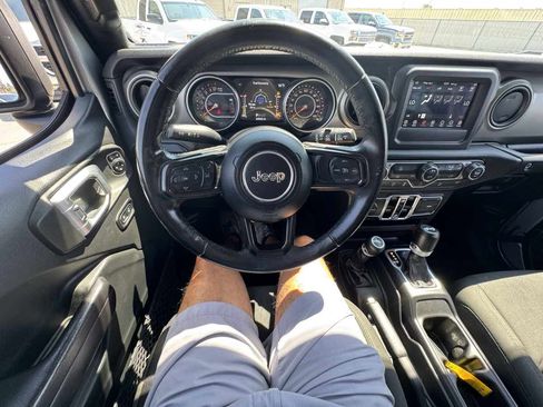 Used 2018 Jeep Wrangler Unlimited Sport S image 46