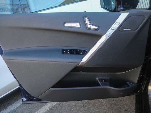 New 2026 BMW iX xDrive45 w/ Premium Package image 17