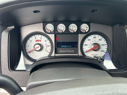 Used 2010 Ford F150 Raptor AWD/4WD image 30