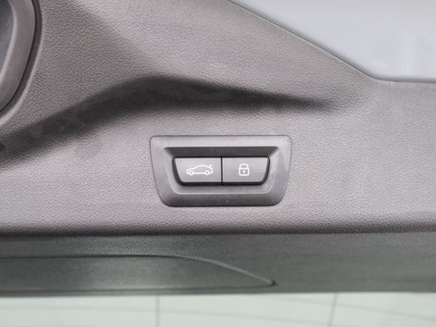 Used 2024 BMW X7 M60i AWD/4WD image 42