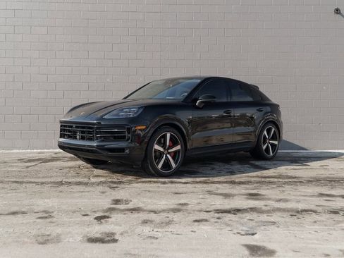 Certified 2026 Porsche Cayenne S image 1