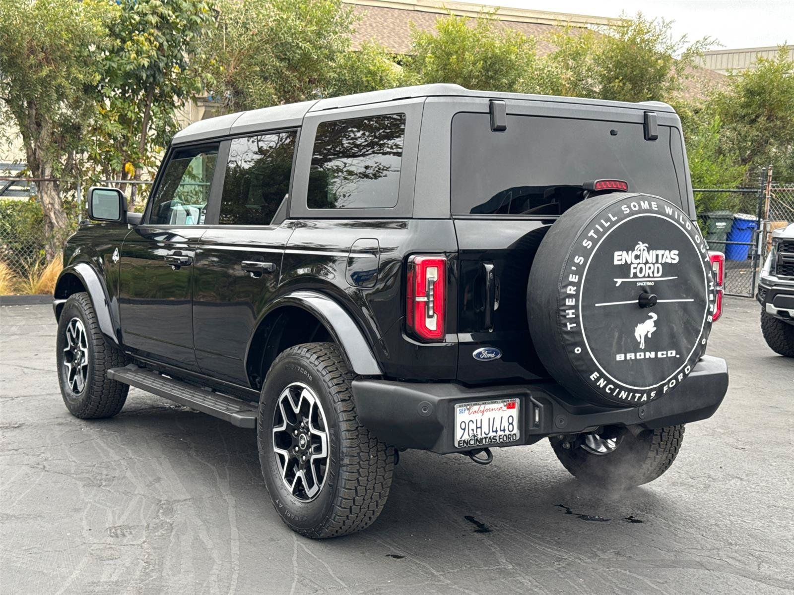 Used 2023 Ford Bronco Outer Banks AWD/4WD image 10