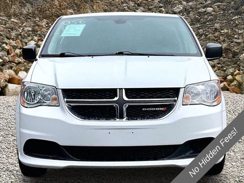 Used 2019 Dodge Grand Caravan SE w/ UConnect Hands-Free Group FWD image 3