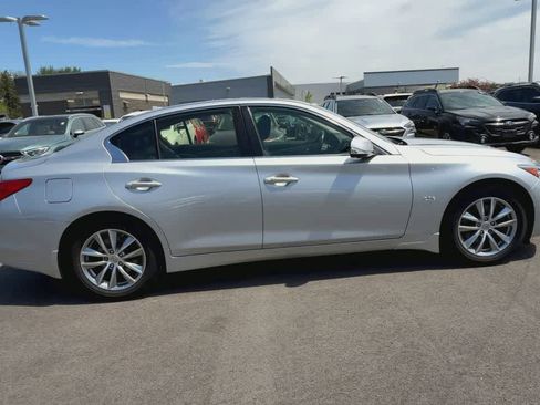 Used 2016 INFINITI Q50 Premium w/ Driver Assistance Package AWD/4WD image 9