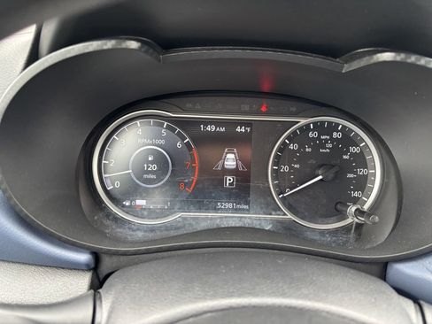 Used 2023 Nissan Versa SV image 17