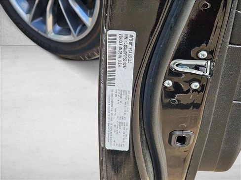 Used 2023 Jeep Wagoneer Series III w/ Premium Group I image 20