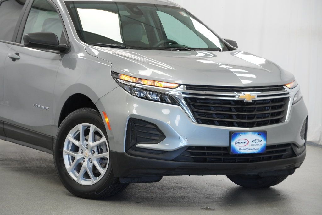 Certified 2024 Chevrolet Equinox LS w/ LS Convenience Package AWD/4WD image 7