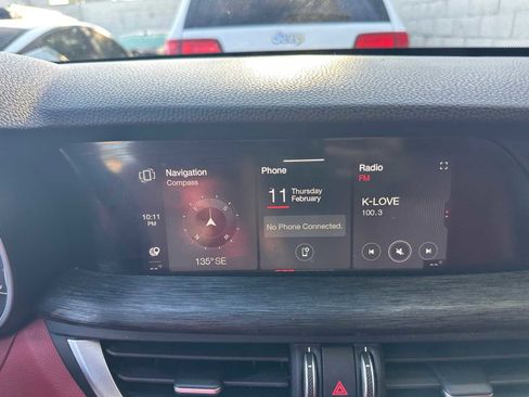 Used 2020 Alfa Romeo Stelvio w/ Nero Edizione image 16