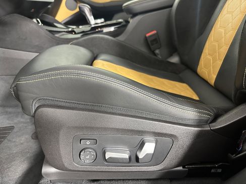 Used 2023 BMW X4 M w/ Competition Package image 17