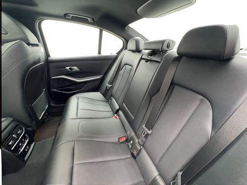 Used 2023 BMW 330i Sedan w/ Premium Package RWD image 25