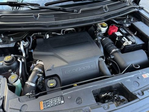 Used 2017 Ford Explorer Sport image 35