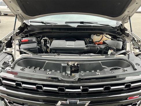 Used 2023 Chevrolet Tahoe Z71 image 34