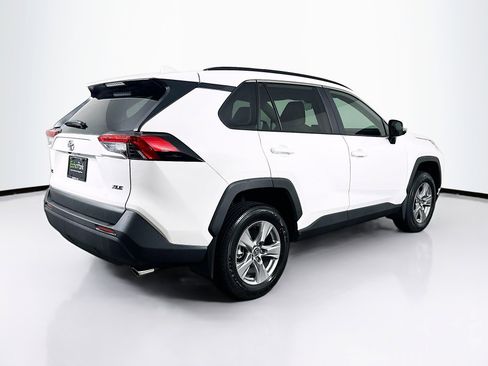 Used 2025 Toyota RAV4 XLE w/ Convenience Package image 9