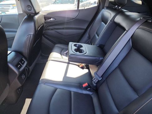 Used 2021 Chevrolet Equinox LT FWD image 13