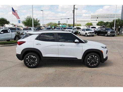 Used 2021 Chevrolet TrailBlazer LT w/ Convenience Package image 7