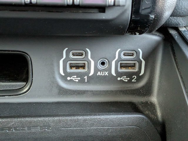 Used 2023 RAM 1500 Laramie AWD/4WD image 26