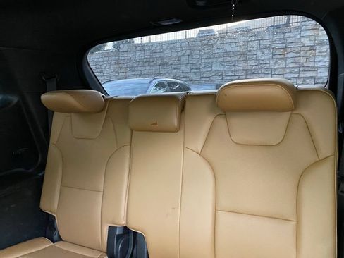 Used 2022 Kia Telluride SX FWD image 16
