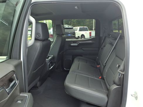 Used 2024 Chevrolet Silverado 1500 LTZ AWD/4WD image 11