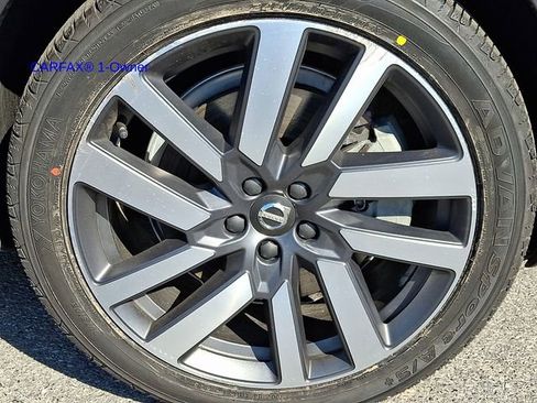 Used 2022 Volvo V90 B6 Cross Country w/ Advanced Package image 9