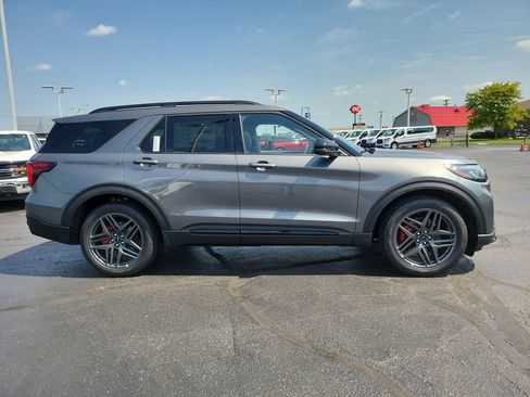 New 2026 Ford Explorer ST w/ Sun And Sound Package AWD/4WD image 3