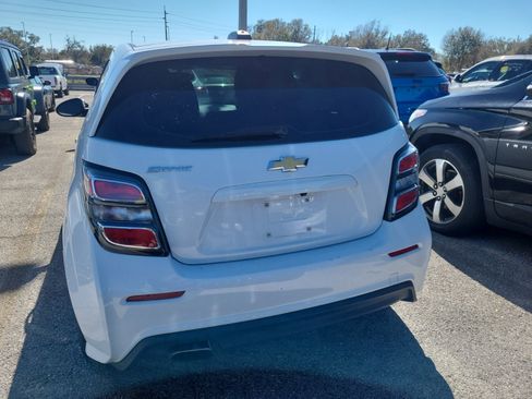 Used 2019 Chevrolet Sonic LT image 6