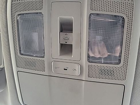 Used 2017 MAZDA CX-5 Touring w/ Preferred Equipment Package image 13