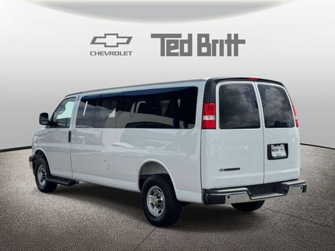 Certified 2025 Chevrolet Express 3500 LT w/ LT Preferred Equipment Group RWD image 6