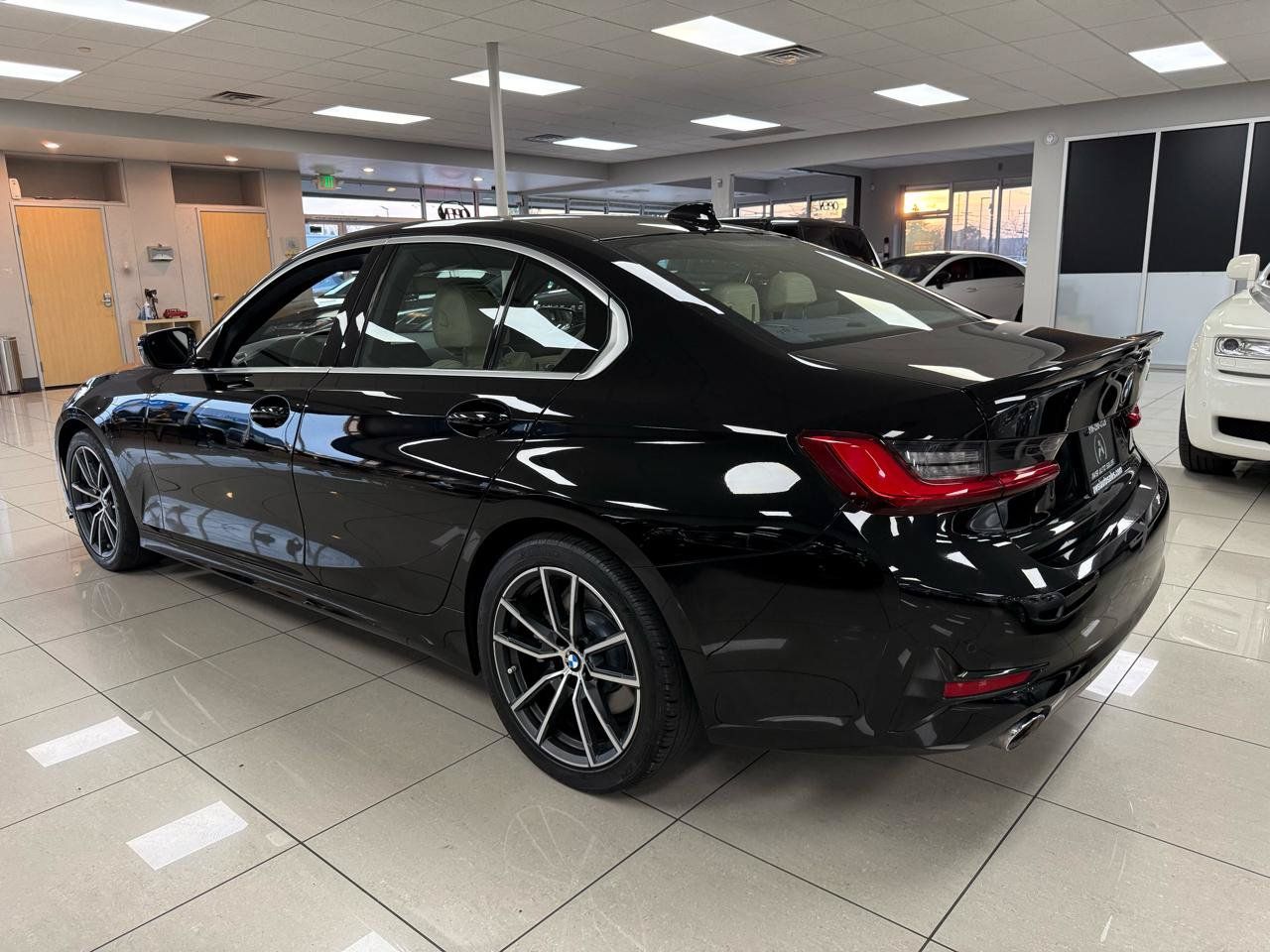 Used 2020 BMW 330i Sedan w/ Convenience Package RWD image 7