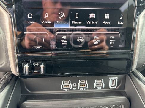 New 2026 RAM 2500 Rebel w/ Rebel Level 2 Equipment Group image 44