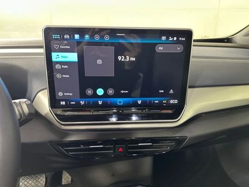 Used 2024 Volkswagen ID.4 Pro S image 21