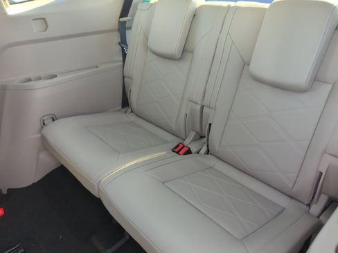 New 2026 Volkswagen Atlas SE image 18