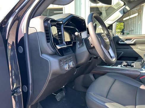 New 2026 GMC Sierra 2500 SLT w/ SLT Premium Package image 13