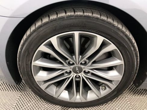 Used 2017 Genesis G80 3.8 w/ Option Group 02 AWD/4WD image 29