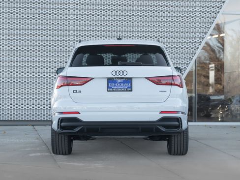 New 2025 Audi Q3 2.0T Premium Plus image 30