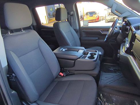 Used 2022 Chevrolet Silverado 1500 LT w/ Protection Package image 27