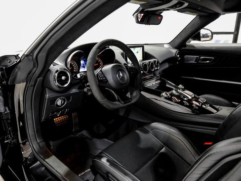 Used 2018 Mercedes-Benz AMG GT C w/ AMG Interior Night Package image 6
