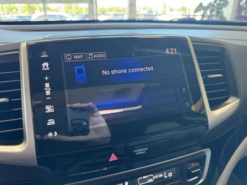 Used 2017 Honda Pilot Touring image 24