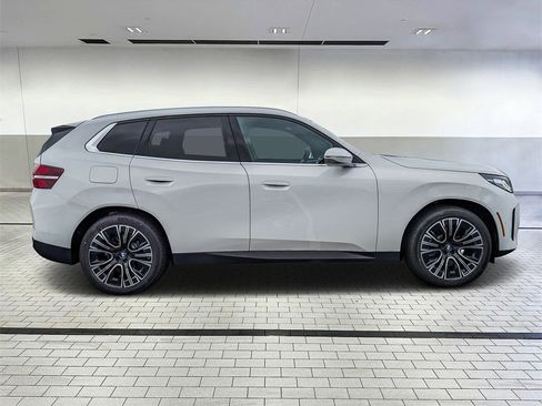 Used 2025 BMW X3 xDrive30i w/ Convenience Package image 6