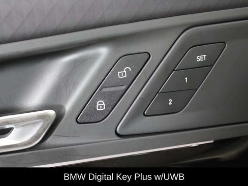 Used 2025 BMW X2 xDrive28i AWD/4WD image 19