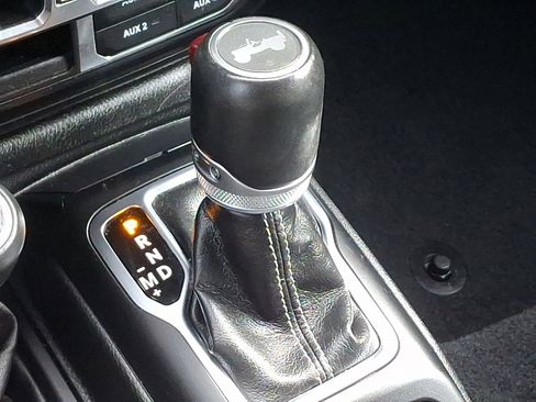 Used 2023 Jeep Wrangler Sahara image 14