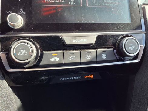 Used 2021 Honda Civic Sport image 7