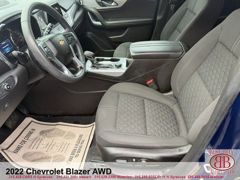 Used 2022 Chevrolet Blazer LT image 9