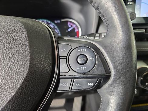 Used 2021 Toyota RAV4 Limited AWD/4WD image 24
