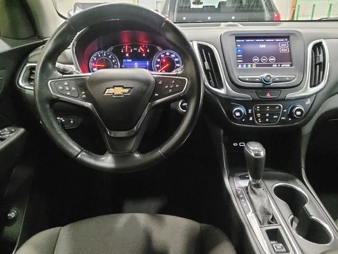 Used 2020 Chevrolet Equinox LT AWD/4WD image 22