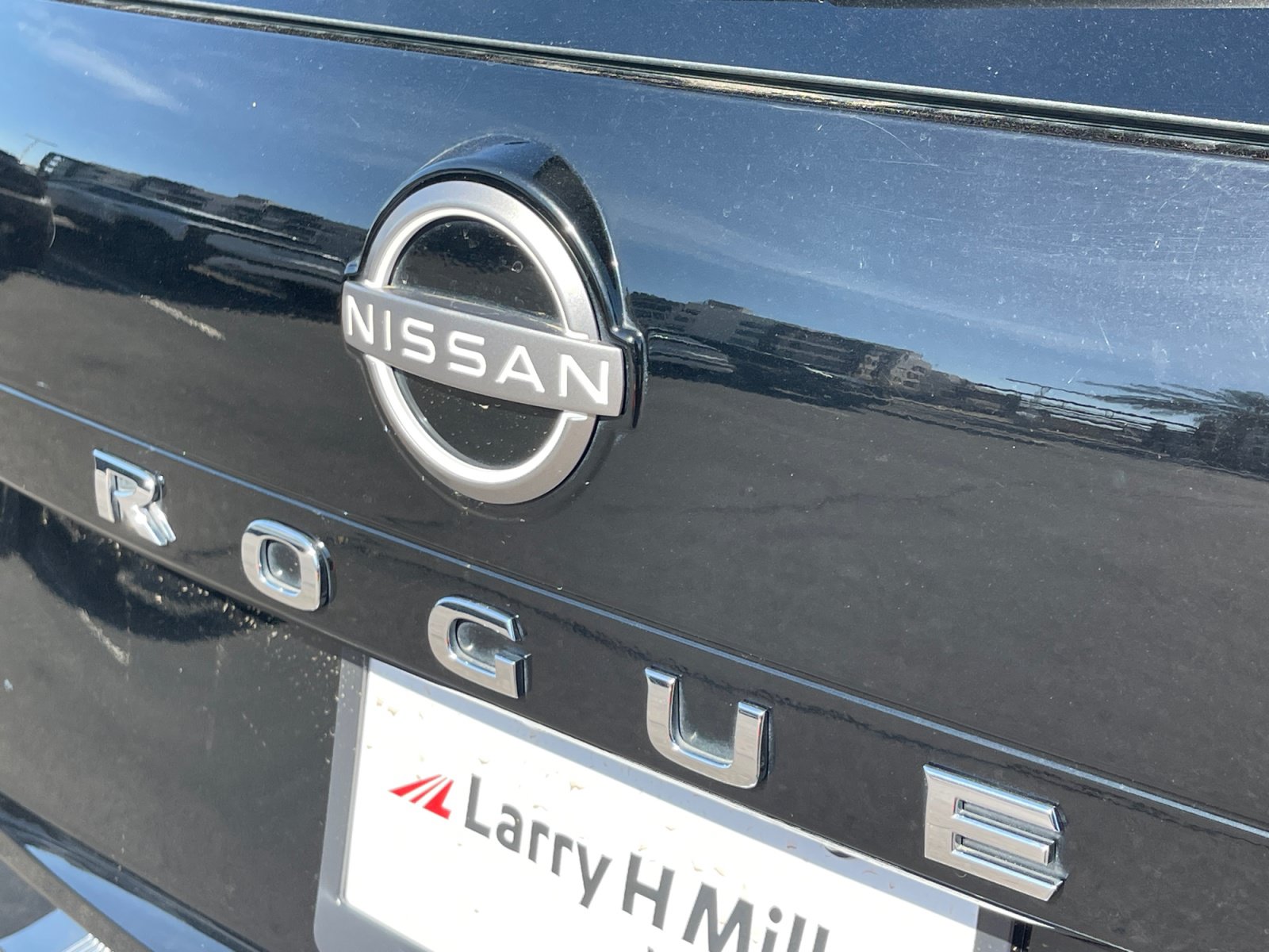 Used 2023 Nissan Rogue SV FWD image 21