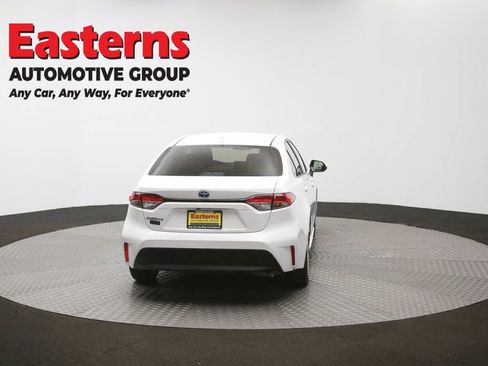 Used 2024 Toyota Corolla LE w/ LE Convenience Package FWD image 37
